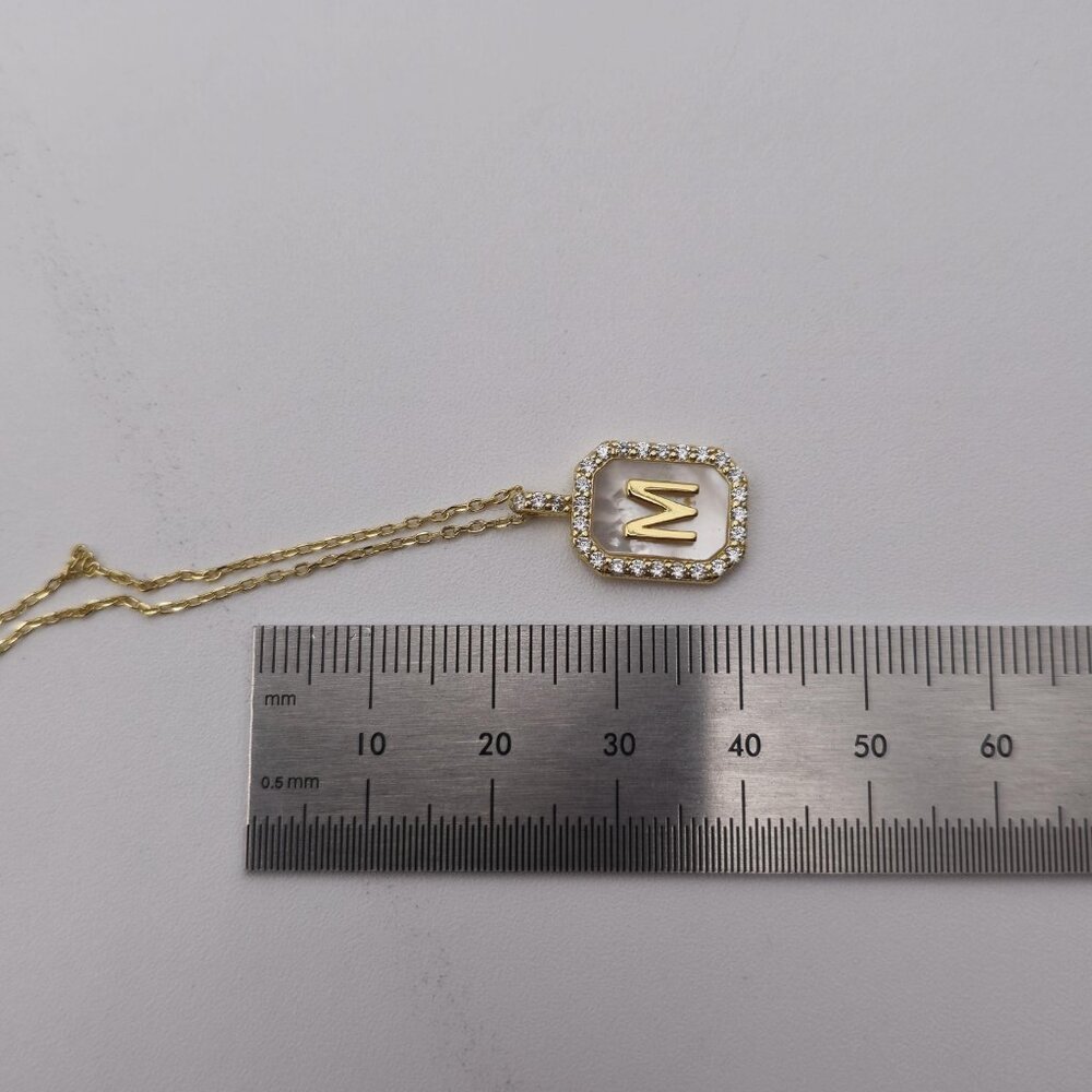 18 Inch Gold Over Sterling Silver Letter M Shell And CZ Necklace A2992 - Picture 6 of 7